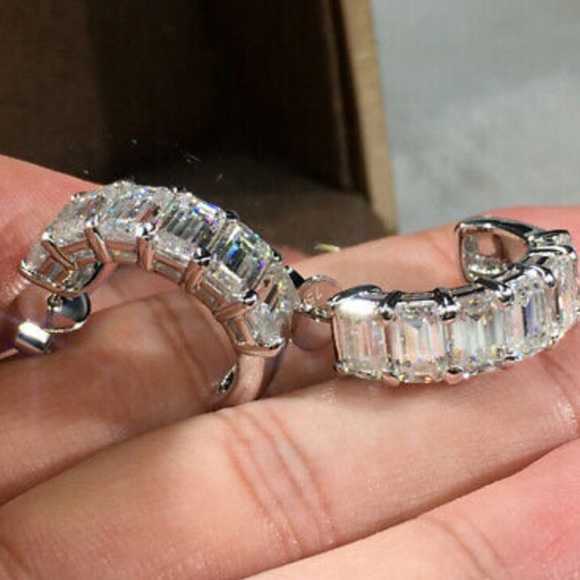 Jewelry - New Sterling silver diamond Luxury Earrings